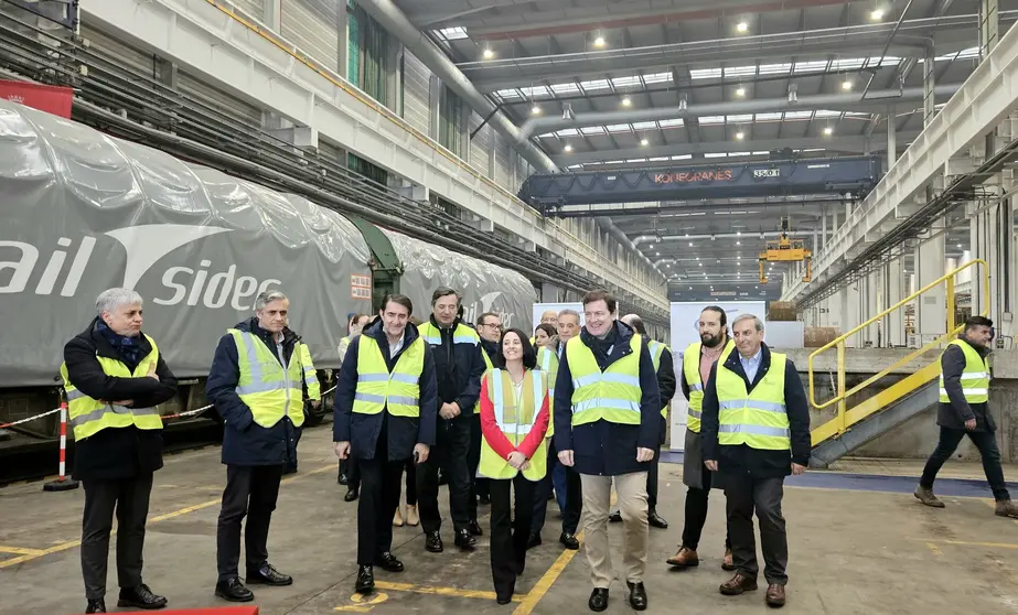 Finalizan las obras de electrificaci&oacute;n de la l&iacute;nea de tren de Villadangos del P&aacute;ramo tras una inversi&oacute;n de 16 M&euro; del Gobierno