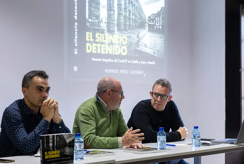 Presentación El Silencio Detenido_02