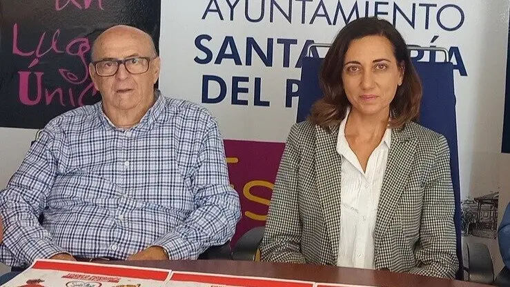 Julio Tol&oacute;n, primer teniente de alcalde y concejal de Urbanismo y Deportes y la alcaldesa, Alicia Gallego