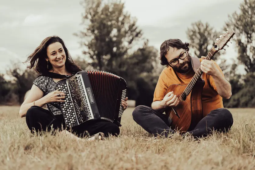 Rodrigo Mart&iacute;nez Duo con la acordeonista Sof&iacute;a Migu&eacute;lez