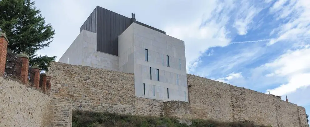 La muralla romana de Astorga tras la recuperaci&oacute;n del monumento hist&oacute;rico