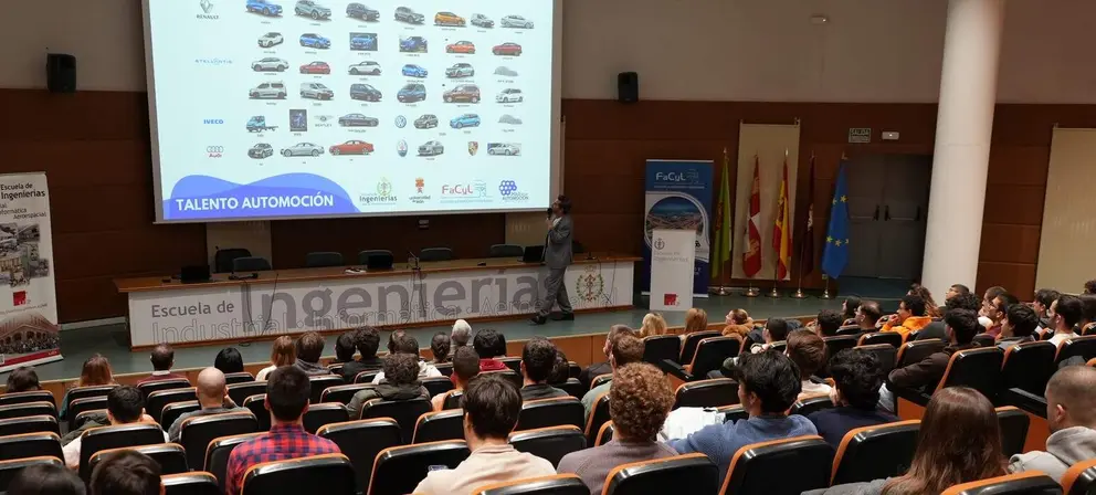 La ULE y el Cl&uacute;ster FaCyL impulsan en Le&oacute;n el futuro del empleo en automoci&oacute;n y movilidad