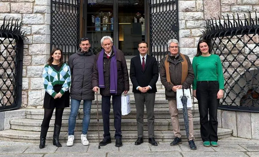 Luis del Olmo ser&aacute; el pregonero del D&iacute;a de San Jorge 2026 en Casa Botines de Le&oacute;n
