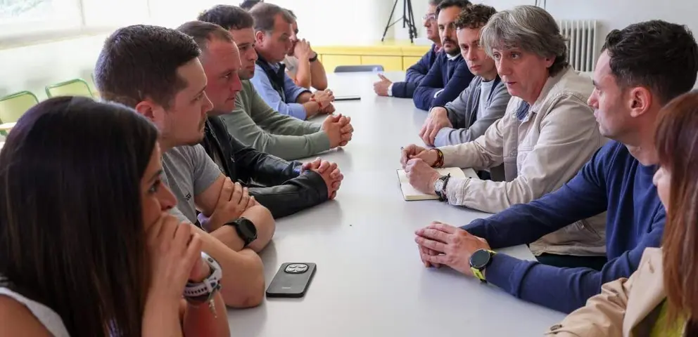 El PSOE de Le&oacute;n recibe a los mineros de Mina Miura y expresa su apoyo a sus reivindicaciones