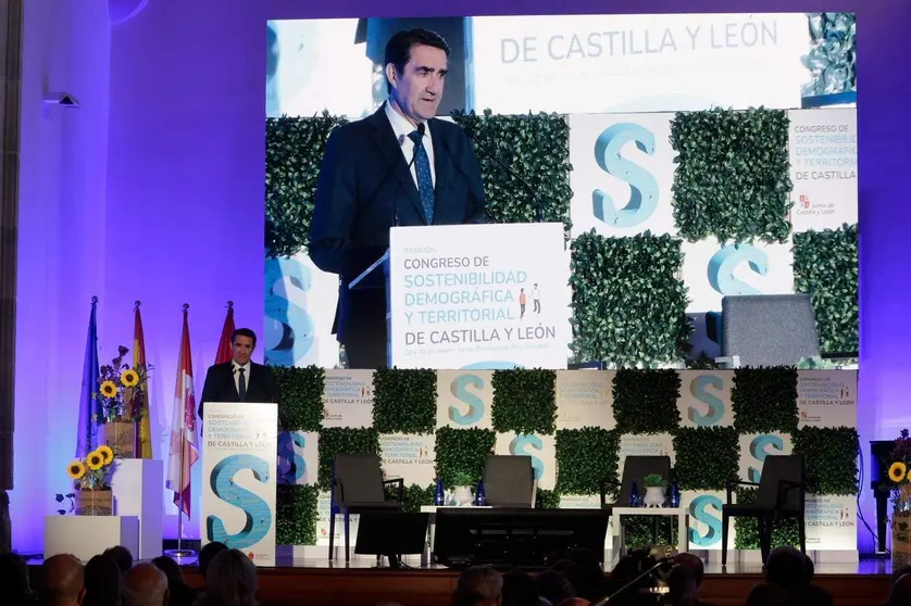 Apertura III Congreso Sostenibilidad foto Consejero Medio Ambiente