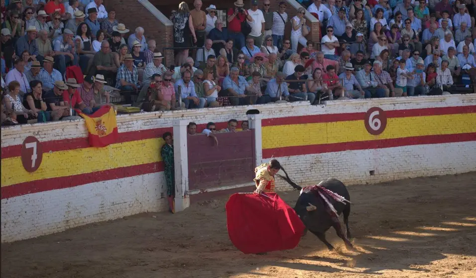 Corrida de toros Sahag&uacute;n 2026