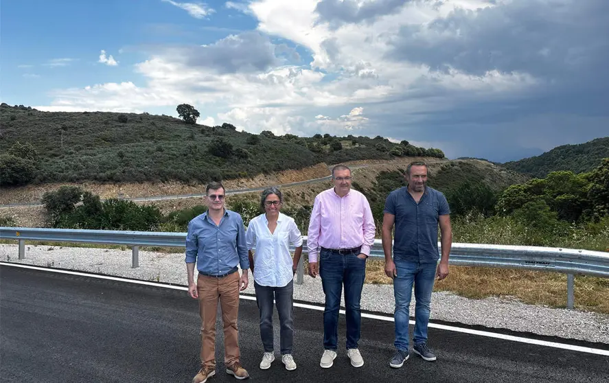 Diputaci&oacute;n de Le&oacute;n concluye las obras de ensanche y mejora de la LE-5220 en Corull&oacute;n