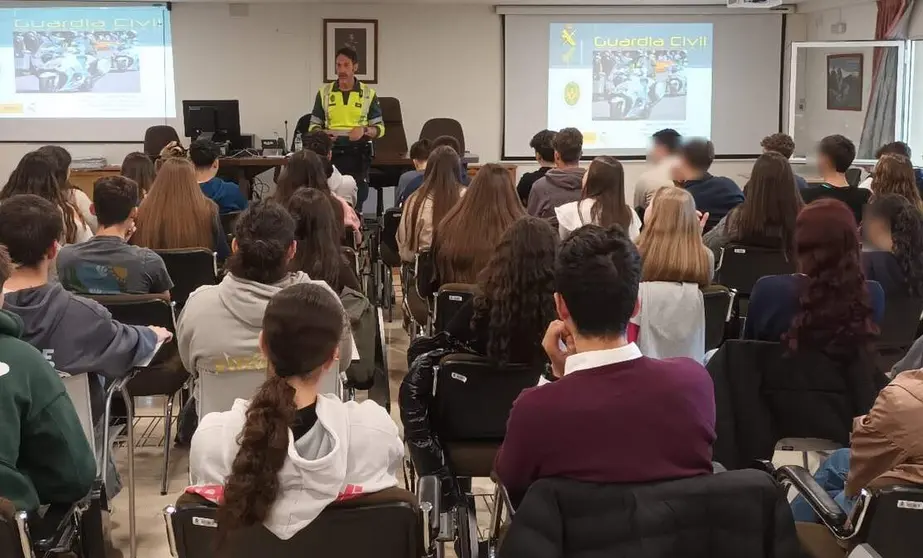 El Plan Director llega a m&aacute;s de 31.200 alumnos en Le&oacute;n con 828 actividades de prevenci&oacute;n durante el curso 2025-2026