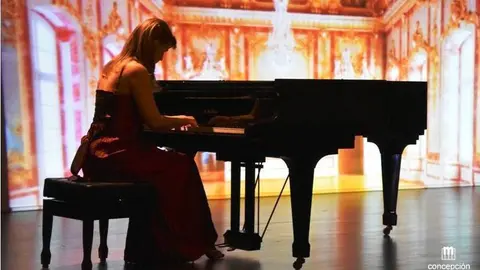 Concierto de Piano en Le&oacute;n Foto de Archivo