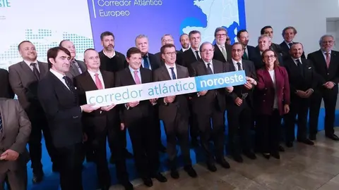 O presidente da Xunta, Alberto N&uacute;&ntilde;ez Feij&oacute;o, e os presidentes do Principado de Asturias, Javier Fern&aacute;ndez e de Castela e Le&oacute;n, Juan Vicente Herrera, clausurar&aacute;n o Encontro para o impulso do Corredor Atl&aacute;ntico Noroeste.