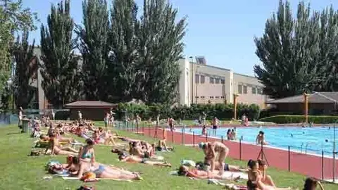 Piscinas de S&aacute;ez de Miera