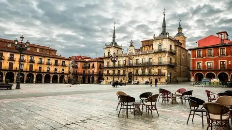 Le&oacute;n aumenta el n&uacute;mero de turistas que recibe
