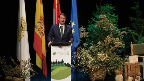Fern&aacute;ndez Ma&ntilde;ueco ha defendido la apuesta por la bioeconom&iacute;a