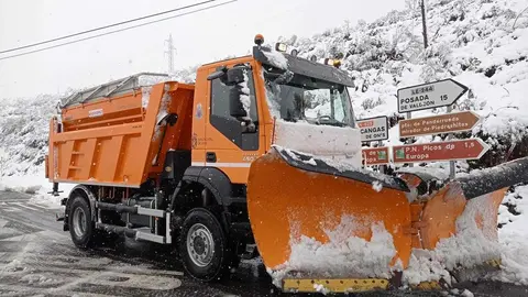 Nieve en Valde&oacute;n (foto de archivo)