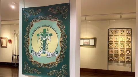 La Vera Cruz en el mundo-Casa Botines (Le&oacute;n)