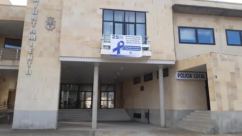 Fachada Ayuntamiento San Andr&eacute;s del Rabanedo (Le&oacute;n)