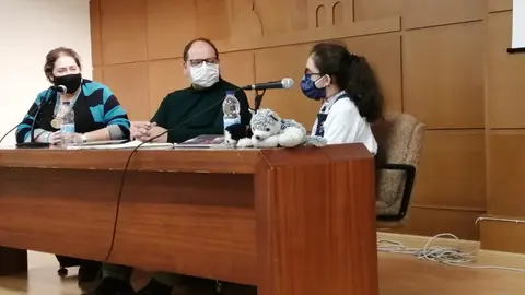 Presentaci&oacute;n del libro 'Loto y lobina', de la jovenc&iacute;sima escritora Alma Luna de Abajo
