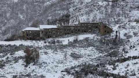 Poblado minero de La Piela (Corull&oacute;n)