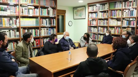 Reuni&oacute;n en Villamejil