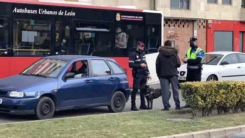 Control polic&iacute;a local en Le&oacute;n