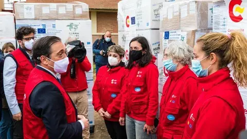 Pool Moncloa . Env&iacute;o de ayuda humanitaria a Ucrania
