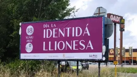 Foto Valla Dia Identida Llionesa