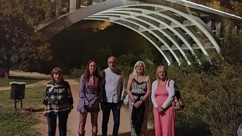 Nueva iluminaci&oacute;n del puente Garc&iacute;a Ojeda