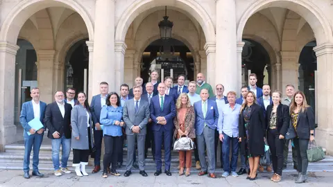 Reuni&oacute;n de FELE con el alcalde de Le&oacute;n