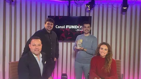 Premio E-volucion para el canal Fundos Forum (Imagen de archivo)