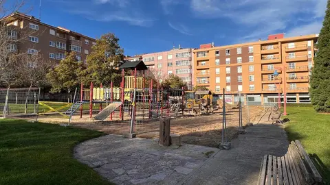 Obras en un parque del barrio de La Palomera