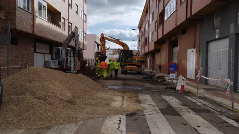 Obras en la calle Candiles de San Andr&eacute;s