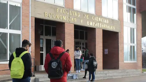 Facultad de CC Econ&oacute;micas y Empresariales de la ULE