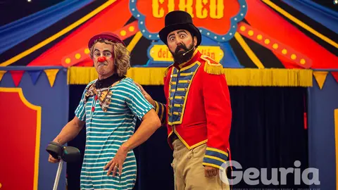 "El circo del Sr. Juli&aacute;n" en Valderas (Le&oacute;n)