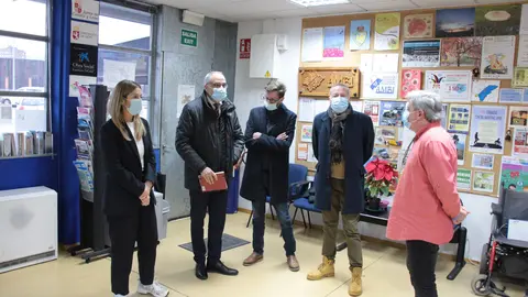 El alcalde de Ponferrada, Olegario Ram&oacute;n, visita la sede de AMBI