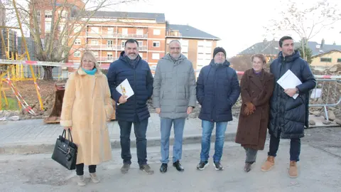 El alcalde y varios concejales visitan las obras de ampliaci&oacute;n del parque del Plant&iacute;o