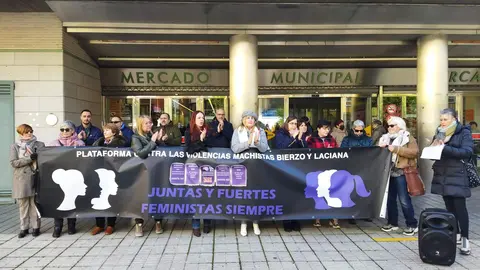 Concentraci&oacute;n 'S&aacute;bados sin sol' contra la violencia machista