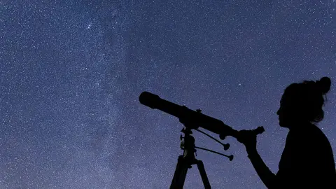 "Astr&oacute;nomAs" en el Museo de la Energ&iacute;a