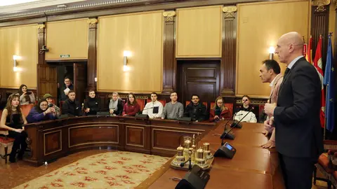 Estudiantes Erasmus en el Ayuntamiento de Le&oacute;n