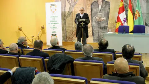 Jos&eacute; Manuel Mart&iacute;nez inaugur&oacute; el nuevo curso de la Academia de Ciencias Veterinarias de CyL