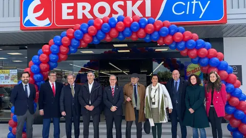 Inclusi&oacute;n laboral en la inauguraci&oacute;n del nuevo supermercado inclusivo en Veguellina de &Oacute;rbigo, Le&oacute;n