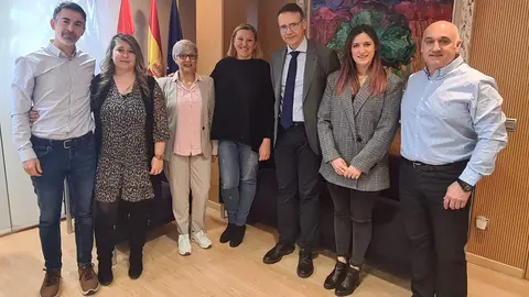 Medidas para mejorar la atenci&oacute;n a las personas con ELA y sus familias