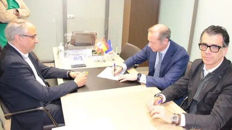La biblioteca del Poblado de Compostilla albergar&aacute; la Escuela de Cer&aacute;mica tras la donaci&oacute;n de Endesa al Ayuntamiento de Ponferrada