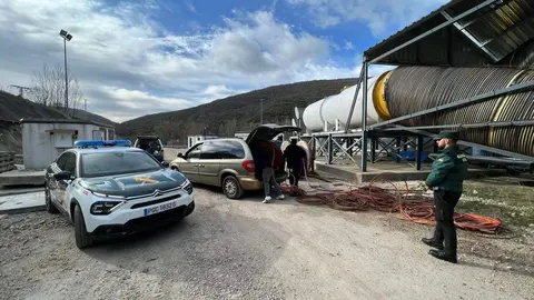 La Guardia Civil detiene a 7 personas por un
supuesto delito de hurto de cable de cobre.