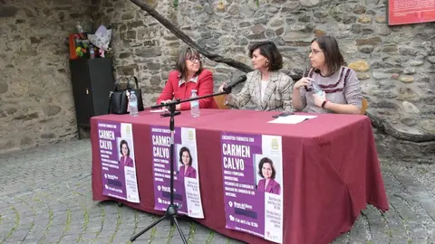 Charla Carmen Calvo en Ponferrada