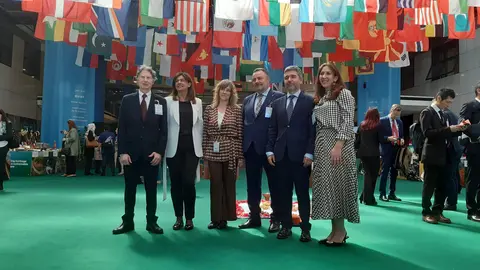 Delegaci&oacute;n leonesa con el representante permanente adjunto de Espa&ntilde;a ante la FAO
