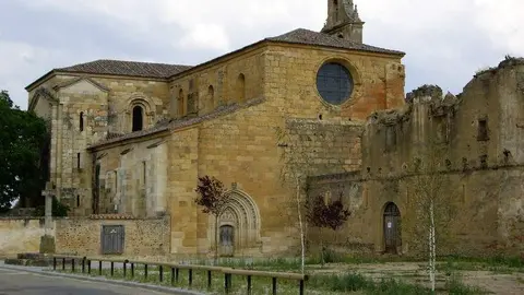 Monasterio de Santa Mar&iacute;a de Sandoval (Le&oacute;n)