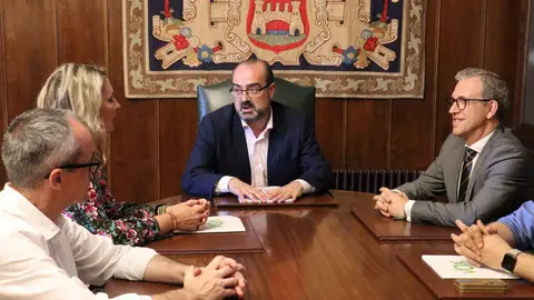 Reuni&oacute;n Ayuntamiento de Ponferrada