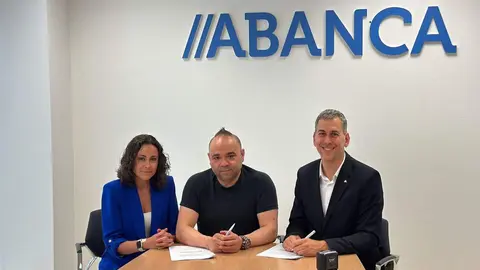 ABANCA y Centro Comercial Urbano Templarium colaboran
para impulsar el comercio de proximidad en Ponferrada