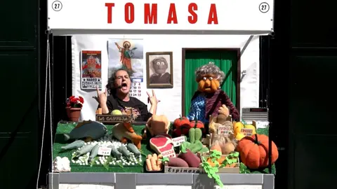 Cazando Gamusinos "Ay pera perita pera"
