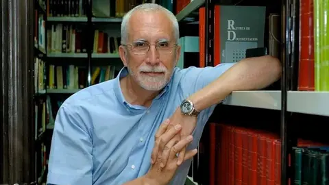 El escritor leon&eacute;s Luis Mateo D&iacute;ez 